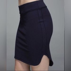 Lululemon City Skirt Navy Size 6